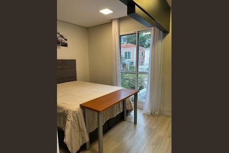 Casa à venda com 3 quartos, 180m² em Residencial Tambore III, Santana de Parnaíba