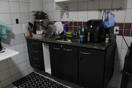 Casa de condomínio à venda com 150m², 4 quartos e 1 vagaCozinha