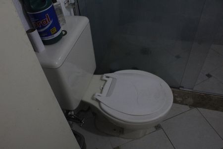 Casa de condomínio à venda com 150m², 4 quartos e 1 vagaBanheiro da Suíte 2