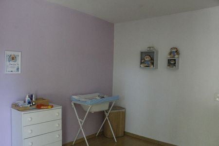 Casa de condomínio à venda com 150m², 4 quartos e 1 vagaQuarto 1