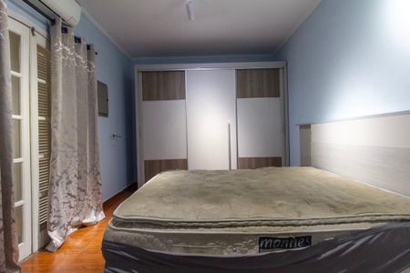 Quarto 1 de casa para alugar com 3 quartos, 299m² em Vila Sao Francisco, São Paulo