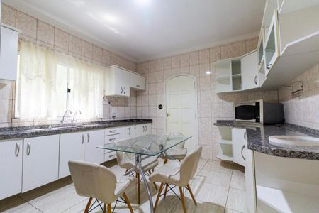 Casa para alugar com 299m², 5 quartos e 2 vagasCozinha