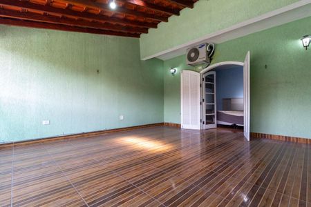 Casa para alugar com 299m², 5 quartos e 2 vagasVaranda