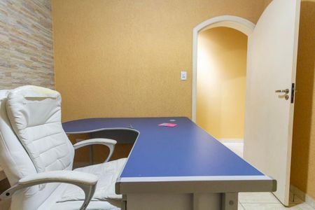 Casa para alugar com 299m², 5 quartos e 2 vagasEscritório