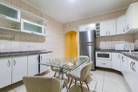 Casa para alugar com 299m², 5 quartos e 2 vagasCozinha