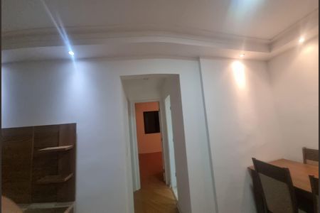 Apartamento à venda com 2 quartos, 60m² em Jardim Tupanci, Barueri
