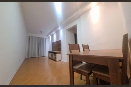 Apartamento à venda com 2 quartos, 60m² em Jardim Tupanci, Barueri