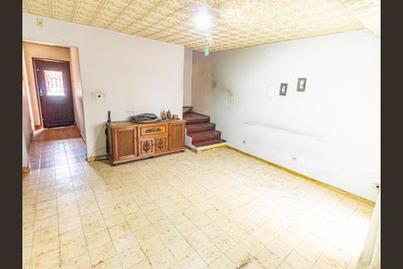 Sala de casa à venda com 3 quartos, 110m² em Vila Bertioga, São Paulo