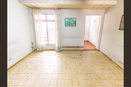 Sala de casa à venda com 3 quartos, 110m² em Vila Bertioga, São Paulo