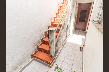 Casa à venda com 110m², 3 quartos e 1 vagaÁrea de Serviço e Quintal