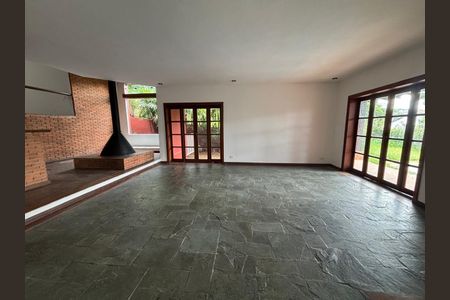 Casa à venda com 3 quartos, 338m² em Alphaville, Santana de Parnaíba