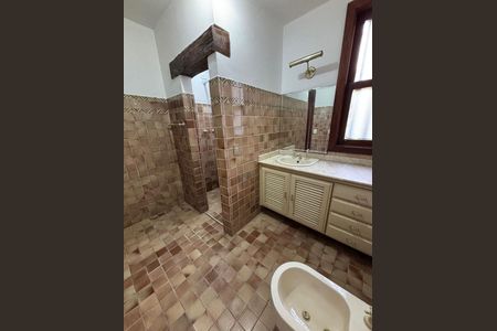 Casa à venda com 3 quartos, 338m² em Alphaville, Santana de Parnaíba