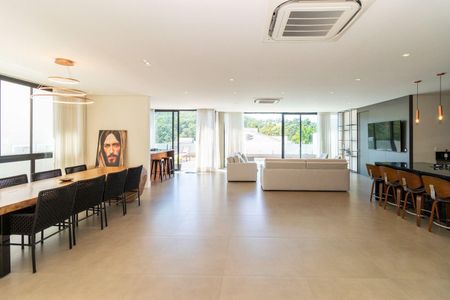 Casa à venda com 4 quartos, 450m² em Tamboré, Santana de Parnaíba