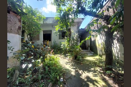 Casa à venda com 116m², 2 quartos e 1 vaga Casa à venda com 116m², 2 quartos e 1 vagaJardim