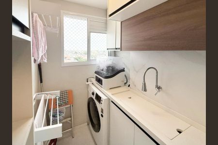 Apartamento à venda com 45m², 2 quartos e 1 vagaÁrea de Serviço