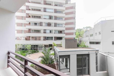 Studio à venda com 32m², 1 quarto e sem vaga Studio à venda com 32m², 1 quarto e sem vagaVaranda