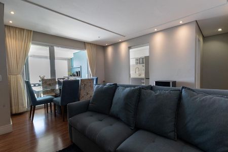 Sala de apartamento à venda com 3 quartos, 100m² em Parque Industrial Tomas Edson, São Paulo