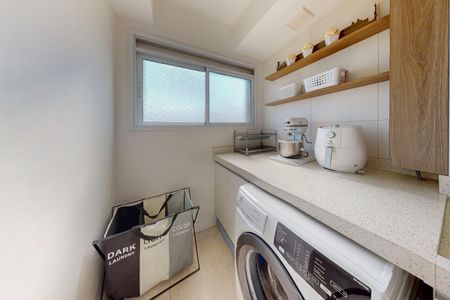 Apartamento para alugar com 100m², 3 quartos e 2 vagas Apartamento para alugar com 100m², 3 quartos e 2 vagasÁrea de serviço