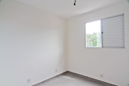 Quarto de kitnet/studio para alugar com 1 quarto, 37m² em Jardim Santa Lucrecia, São Paulo