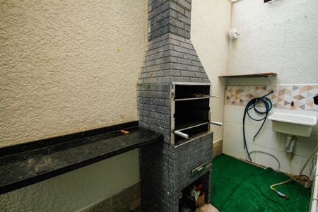 Casa de condomínio para alugar com 52m², 2 quartos e 1 vaga