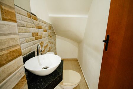 Casa de condomínio para alugar com 52m², 2 quartos e 1 vaga