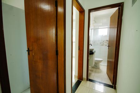 Casa de condomínio para alugar com 52m², 2 quartos e 1 vaga