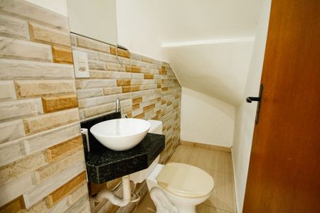 Casa de condomínio para alugar com 52m², 2 quartos e 1 vaga