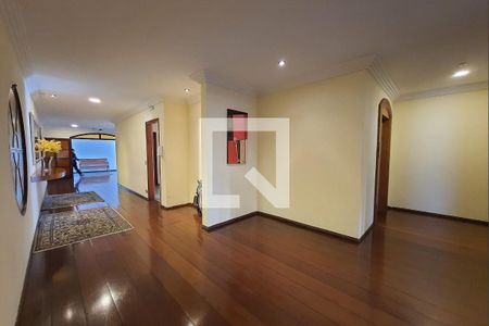 Apartamento à venda com 80m², 2 quartos e 1 vaga Apartamento à venda com 80m², 2 quartos e 1 vagaHall Social