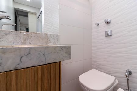 Apartamento à venda com 80m², 2 quartos e 1 vaga Apartamento à venda com 80m², 2 quartos e 1 vagaBanheiro 2