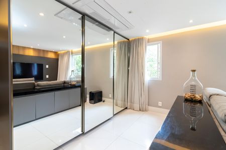 Apartamento à venda com 80m², 2 quartos e 1 vaga Apartamento à venda com 80m², 2 quartos e 1 vagaSala de Estar