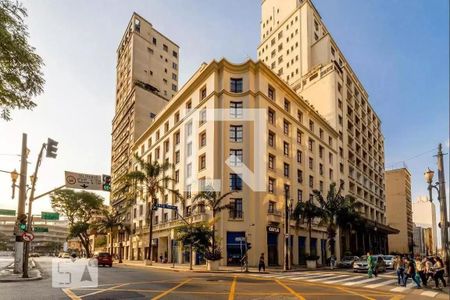 Studio para alugar com 22m², 1 quarto e sem vaga Studio para alugar com 22m², 1 quarto e sem vagaFachada