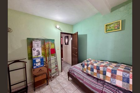 Quarto 2 de casa à venda com 7 quartos, 400m² em Vila Galvão, Guarulhos