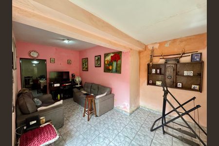 Sala de casa à venda com 7 quartos, 400m² em Vila Galvão, Guarulhos