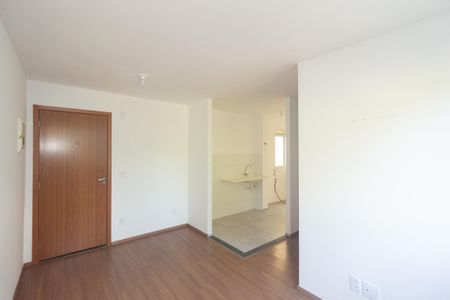 Sala de apartamento para alugar com 2 quartos, 43m² em Guaratiba, Rio de Janeiro