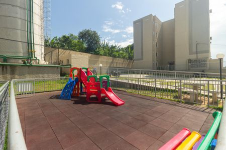 Apartamento para alugar com 43m², 2 quartos e sem vagaÁrea comum - Playground