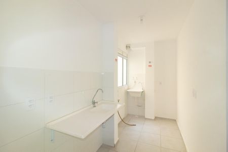 Apartamento para alugar com 43m², 2 quartos e sem vagaCozinha e Área de Serviço