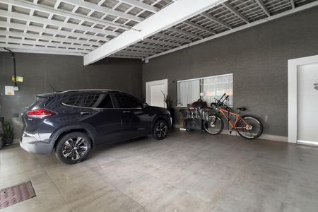 Casa à venda com 300m², 4 quartos e 3 vagasGaragem