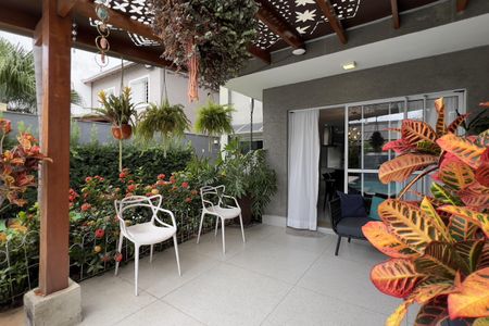 Casa à venda com 300m², 4 quartos e 3 vagasÁrea externa