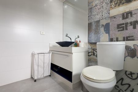 Casa à venda com 300m², 4 quartos e 3 vagasBanheiro da Suíte 3