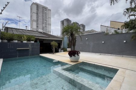 Casa à venda com 300m², 4 quartos e 3 vagasÁrea da Piscina