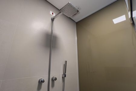 Casa à venda com 300m², 4 quartos e 3 vagasBanheiro da Suíte 1