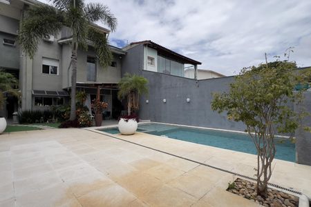 Casa à venda com 300m², 4 quartos e 3 vagasÁrea da Piscina