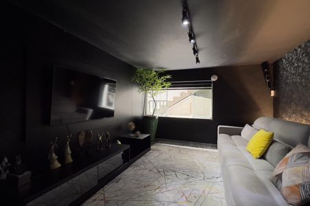 Casa à venda com 300m², 4 quartos e 3 vagasSala de TV