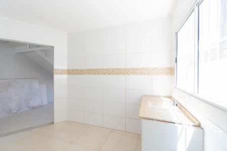 Casa à venda com 100m², 2 quartos e 2 vagas