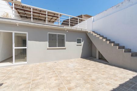 Casa à venda com 100m², 2 quartos e 2 vagas