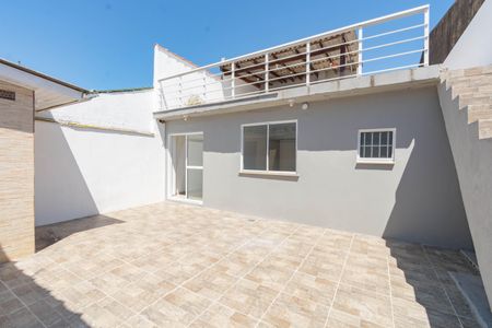 Casa à venda com 100m², 2 quartos e 2 vagas