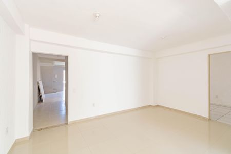 Casa à venda com 100m², 2 quartos e 2 vagas