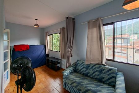 Casa para alugar com 220m², 4 quartos e 4 vagasQuarto 4