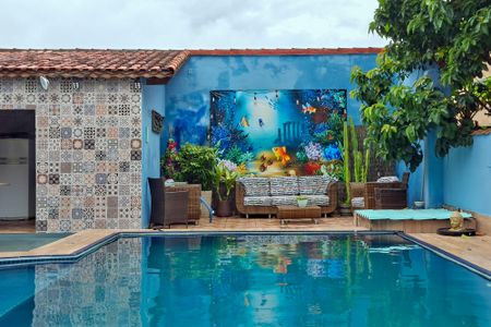 Casa para alugar com 220m², 4 quartos e 4 vagasPiscina