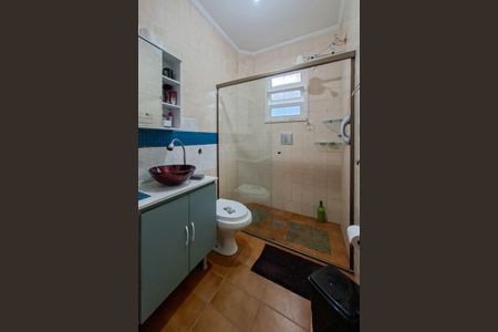 Casa para alugar com 220m², 4 quartos e 4 vagasBanheiro 1